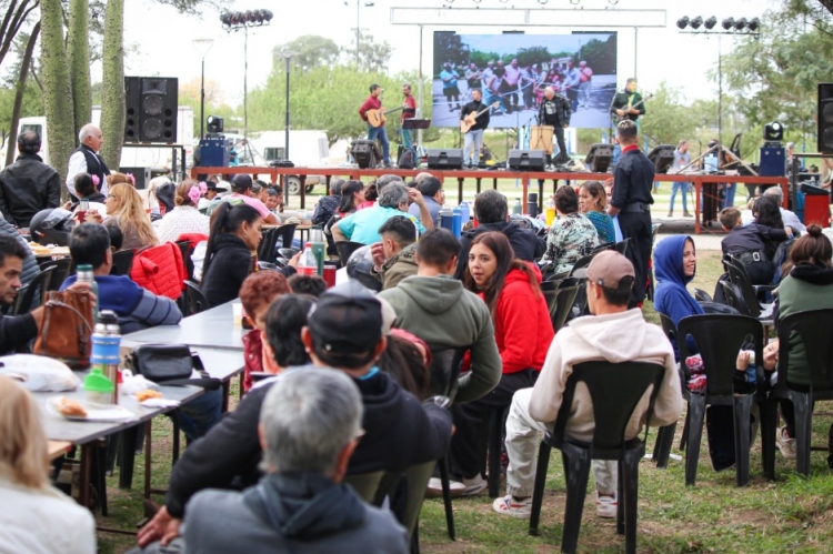 404_coloniacaroyaevento25.jpg
