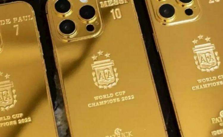 431_impresionante-regalo-de-messi-a-sus-compa-eros-campeones-del-mundo.jpg