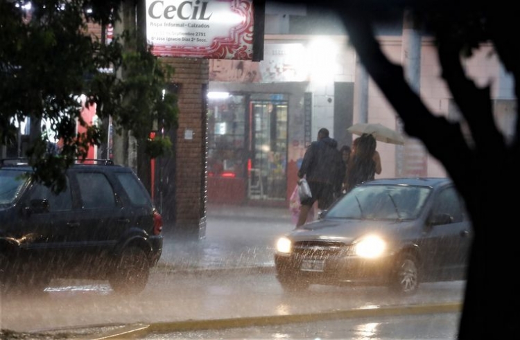 441_alerta-por-tormentas-para-c-rdoba-santa-fe-entre-r-os-caba-y-buenos-aires.jpg