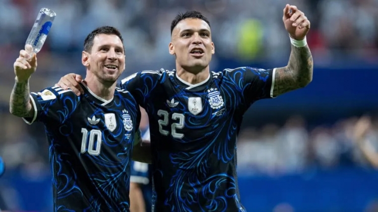 447_lionel-messi-y-lautaro-martinez_862x485.jpg