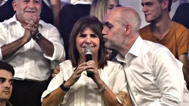 504_larreta-y-bullrich-coinciden-en-c-rdoba-para-respaldar-a-de-loredo-y-pactan-una-foto-de-tregua-antes-de-las-paso.jpg