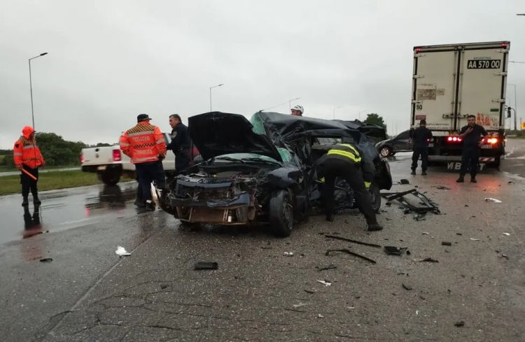 511_choque-m-ltiple-en-autopista-c-rdoba-pilar.jpg