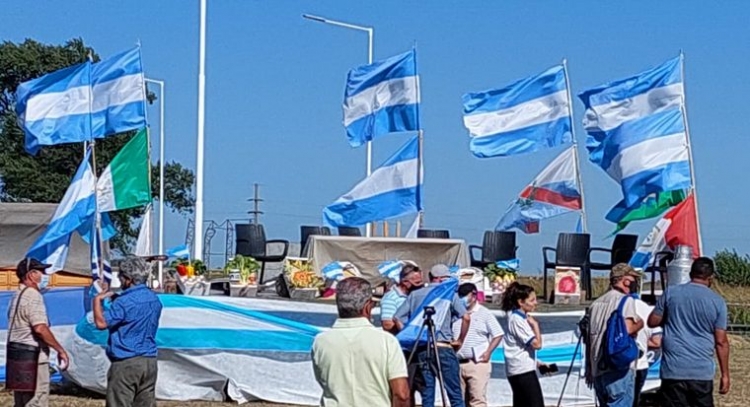 52_el-campo-lleva-adelante-su-primera-protesta-del-a-o-ch.jpg