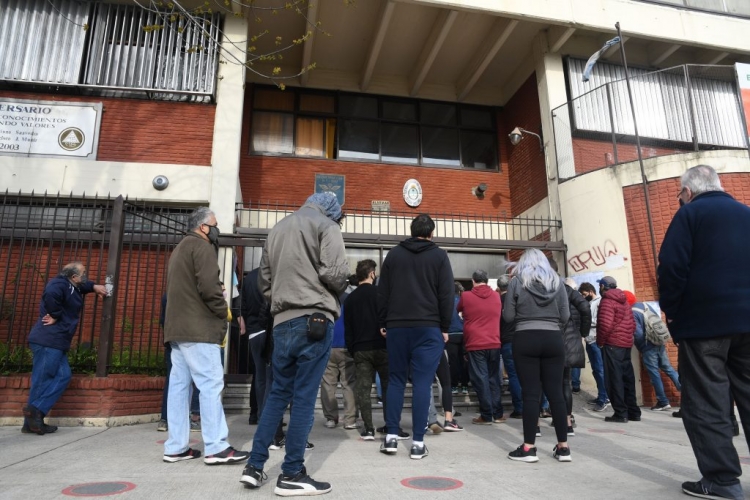 57_al-cierre-de-los-comicios-hubo-una-participaci-n-del-67-del-padr-n-ch.jpg