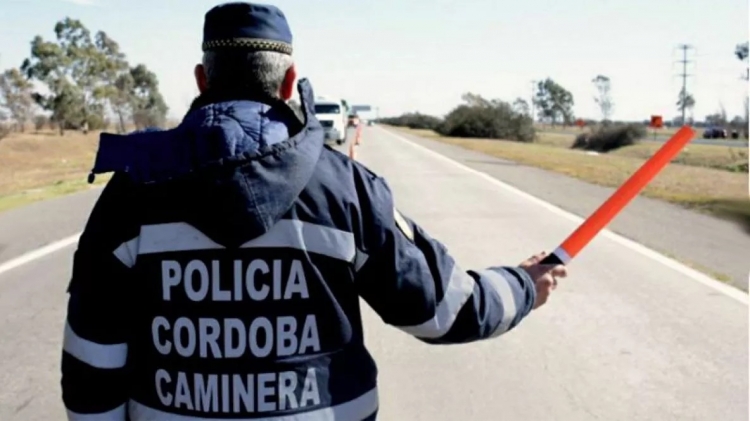 58_policiacamineranuevo.jpg