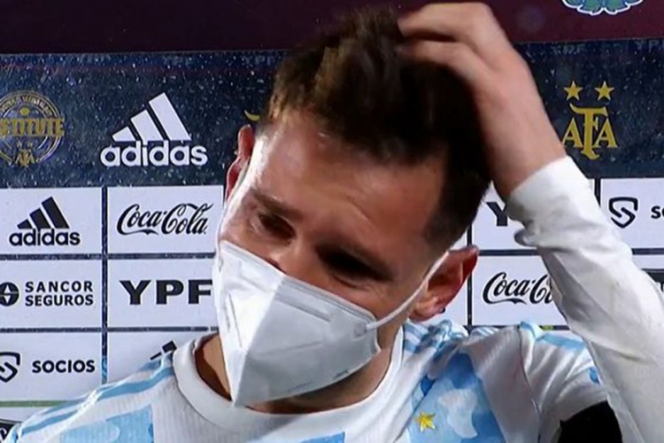 65_messi-asta-las-lagrimas-ch.jpg