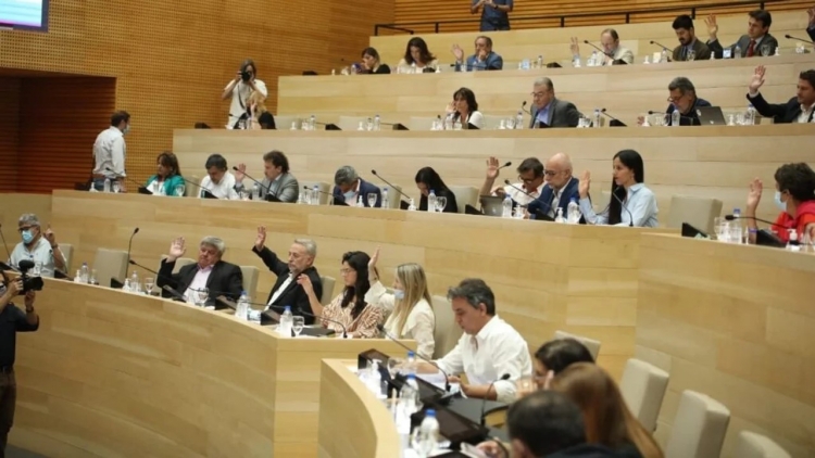 74_dos-legisladoras-dejan-el-bloque-ch.jpg