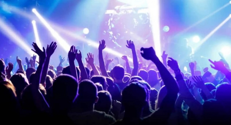77_muere-una-joven-por-consumir-xtasis-en-una-fiesta-electr-nica-ch.jpg