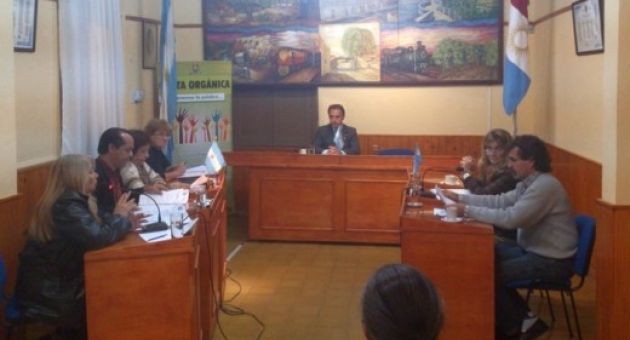 0_concejo-delberante-cruz-del-eje.jpg