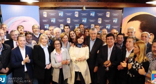 0_cristina-kirchner-cumbre-pj-2.jpg