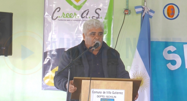 0_osvaldo-abramenia-atril.jpg