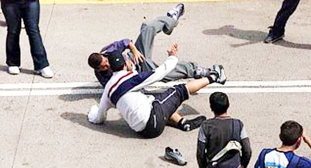 0_pelea_de_estudiantes-1.jpg