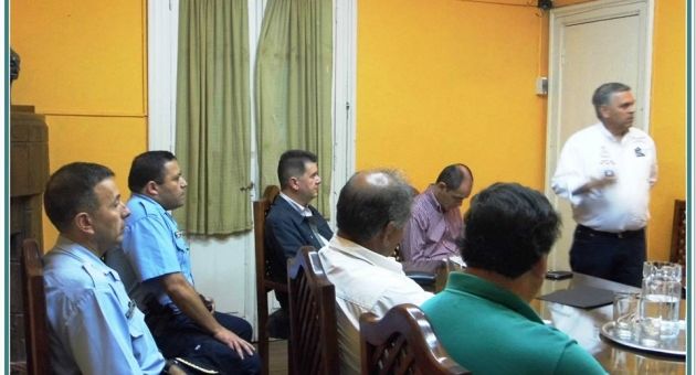 0_reunion-defensa-civil-dean-funes.jpg
