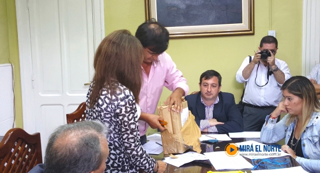 0_vialidad-provincial-en-dean-funes-apertura-sobres.jpg