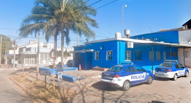 1206_com-cba.jpg