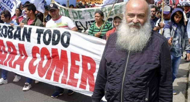 127_grieta-en-los-movimientos-sociales-ch.jpg