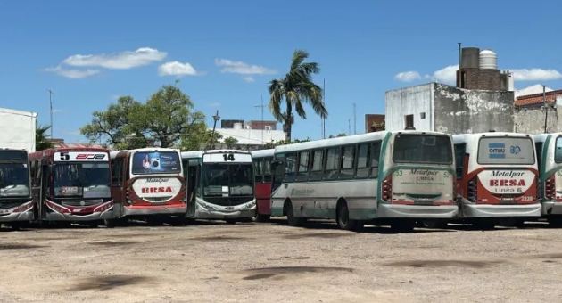 1303_paro-colectivos-mariano-moreno-3.jpg