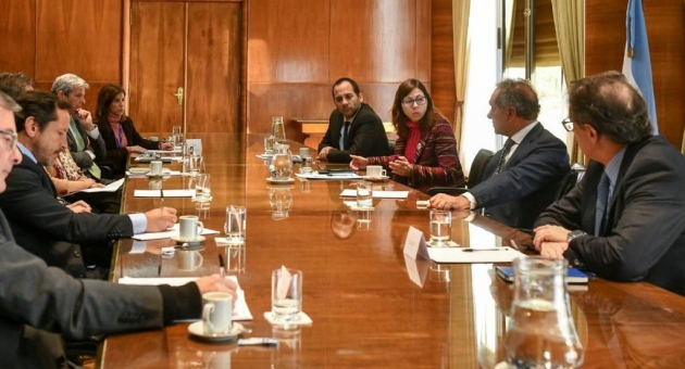189_el-gobierno-les-pide-a-productoras-y-supermercados-que-retrotraigan-precios-ch.jpg