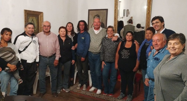 553_mugas-encuentro-vecinal.jpg