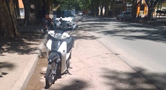 808_moto-ccaroya.jpg